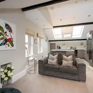 harrogate-serviced-apartments-st-georges-five.yorkshirehotels.net/