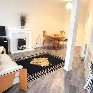 cozy-one-bedroom-studio-flat.hotelsin-chester.com/