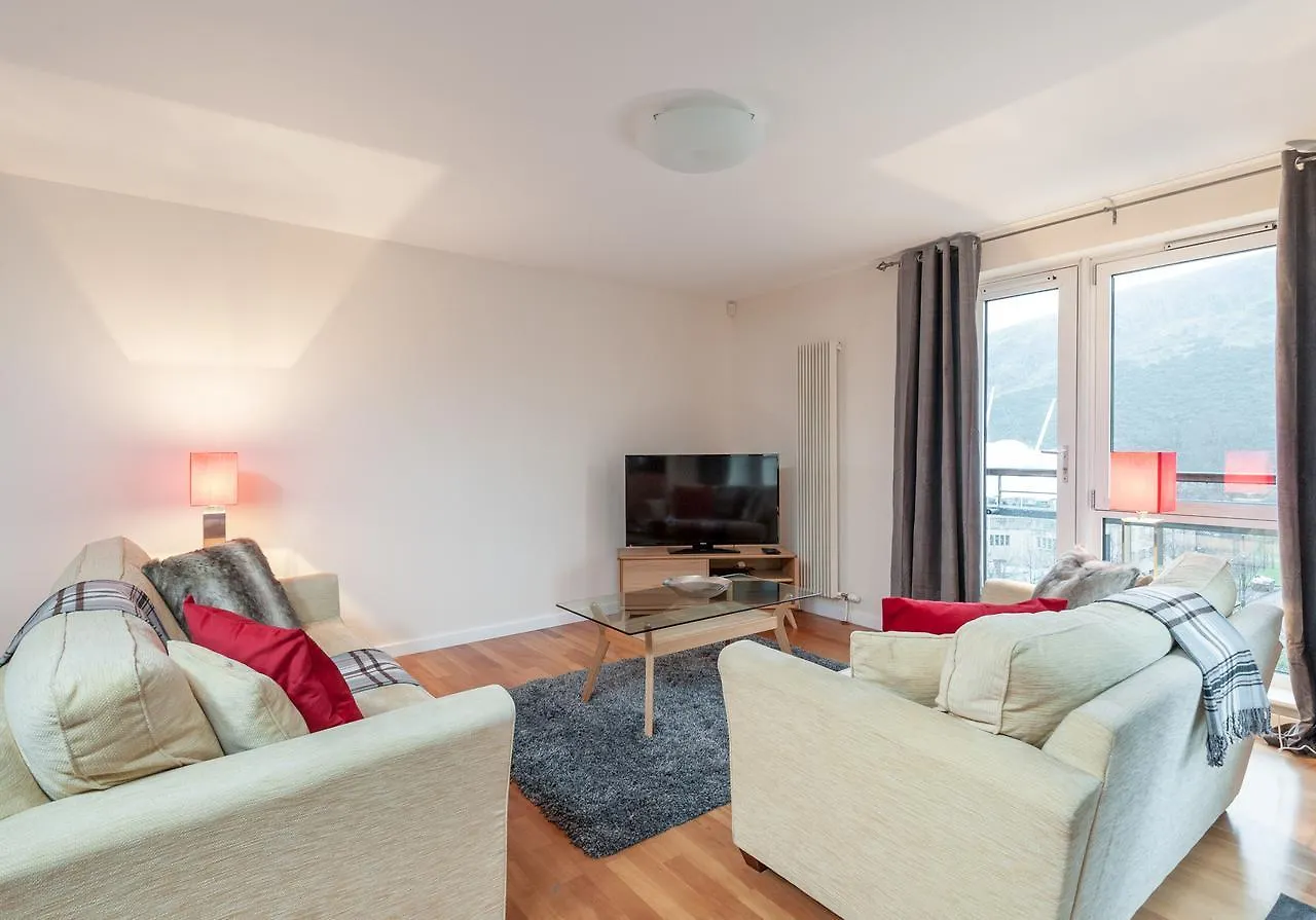 The Holyrood Park Residence Edinburgh 0*,