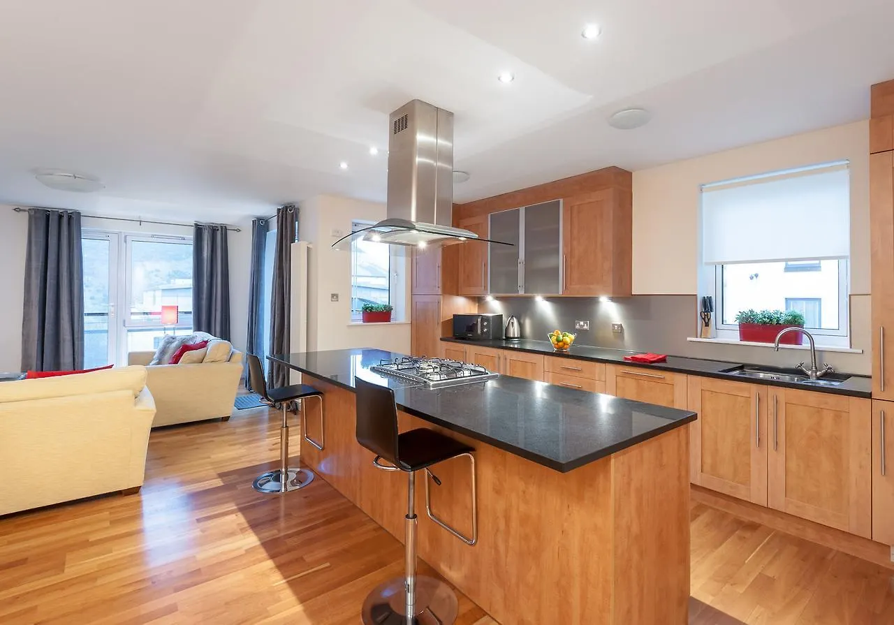 The Holyrood Park Residence Edinburgh 0*,